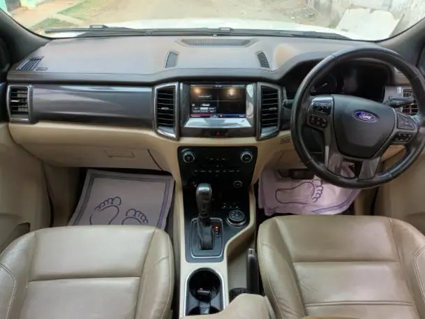 Ford Endeavour Trend 2.2 4x4 MT 2016