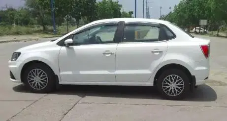 Volkswagen Ameo Highline 1.5L (D) 2017
