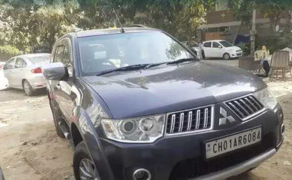 Mitsubishi Pajero Sport 4X4 2013
