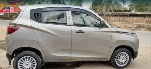Mahindra KUV100 mFALCON D75 K4 2016