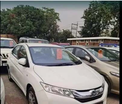 Honda City SV i-DTEC 2015