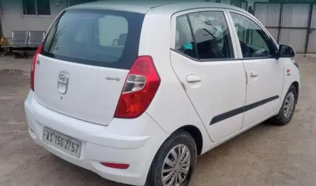 Hyundai i10 Sportz 1.1 iRDE2 2014