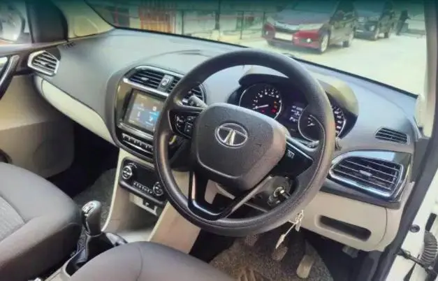 Tata Tiago Revotron XZ Plus 2019