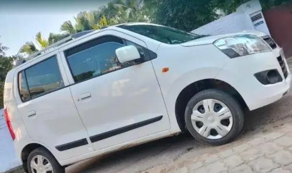 Maruti Suzuki Wagon R VXI+ AMT 2017