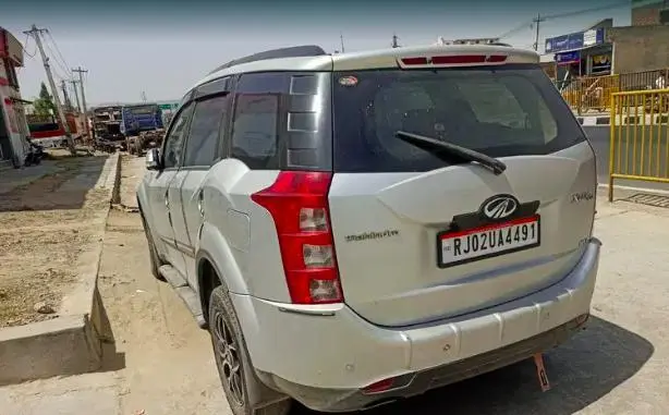 Mahindra XUV500 W8 4WD 2014