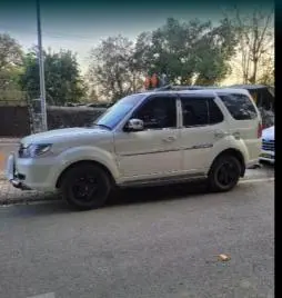 Tata Safari Storme 2.2 VX 4x2 2016