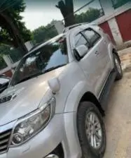 Toyota Fortuner 3.0 4X4 MT 2012