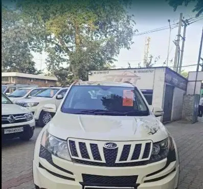 Mahindra XUV500 SPORTZ LTD 2014
