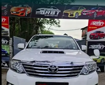Toyota Fortuner 2.8 4x2 AT 2013