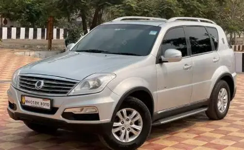 Mahindra Ssangyong Rexton RX5 2013