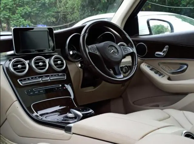 Mercedes-Benz GLC 220d 4 MATIC Style 2017