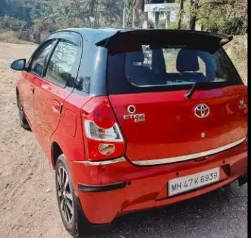 Toyota Etios Liva V 2016