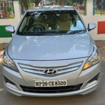 Hyundai Verna 1.4 VTVT 2015