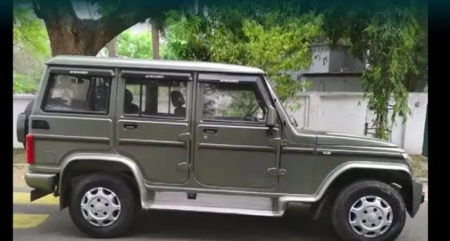 Mahindra Bolero SLX 2013