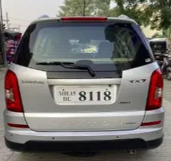 Mahindra Ssangyong Rexton RX7 2013