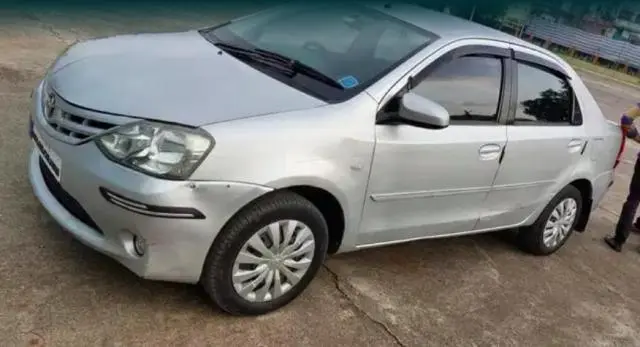 Toyota Etios GD 2013