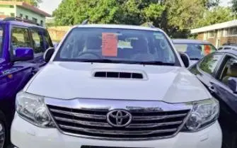 Toyota Fortuner 3.0 4X2 AT 2013