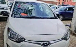 Hyundai i20 Sportz 1.4 CRDi 2012