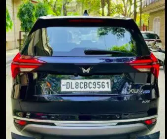 Mahindra XUV700 AX 7 Petrol AT 7 STR 2022