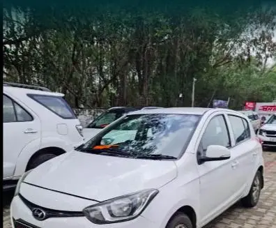 Hyundai i20 Sportz 1.4 CRDi 2013