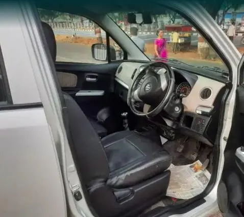 Maruti Suzuki Wagon R VXi 2013