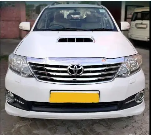 Toyota Fortuner 3.0 4X2 AT 2013