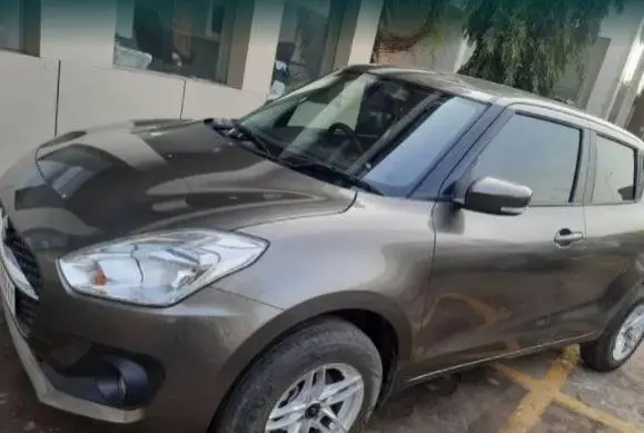Maruti Suzuki Swift VXi AGS BS6 2021