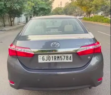 Toyota Corolla Altis 1.8 G 2015