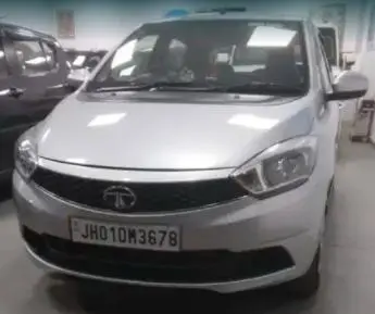Tata Tiago Revotron XT 2019