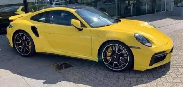 Porsche 911 Carrera S 2021