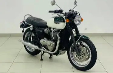 Triumph Bonneville T120 2020