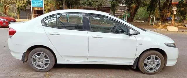 Honda City E i-VTEC 2009