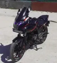 Bajaj Pulsar 220F 2018