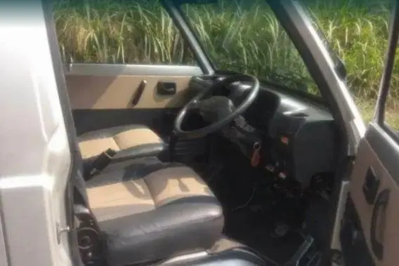 Maruti Suzuki Omni 5 Seater 2009