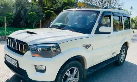 Mahindra Scorpio Getaway 4WD 2016