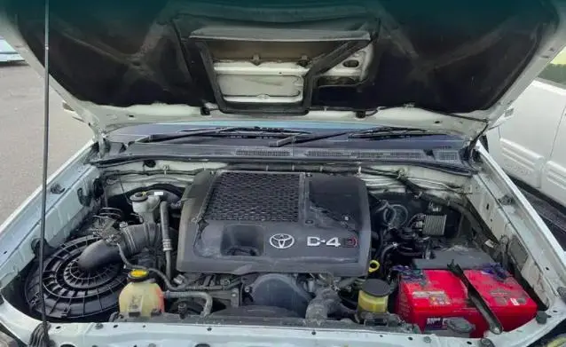 Toyota Fortuner 3.0 4x2 MT 2013