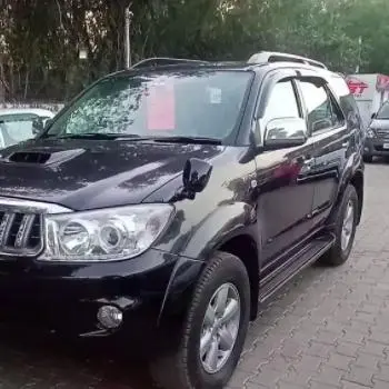 Toyota Fortuner 3.0 4x2 MT 2011