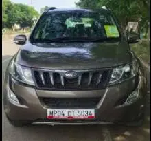 Mahindra XUV500 W10 2018