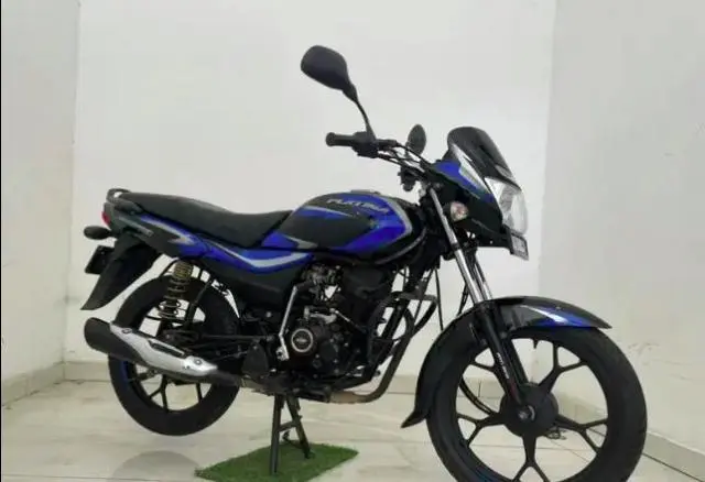Bajaj Platina 110cc ES Drum BS6 2020