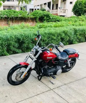 Harley-Davidson Street Bob 2012