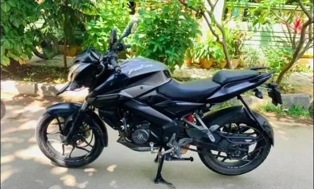 Bajaj Pulsar NS160 2018