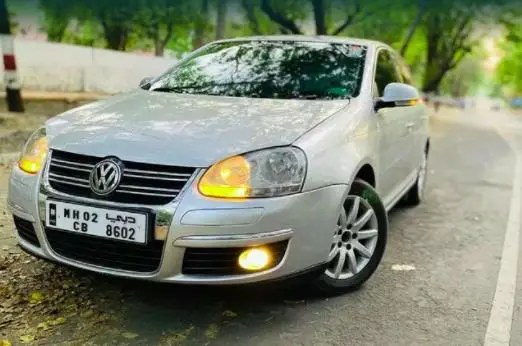 Volkswagen Jetta 2.0L TDI Highline 2011