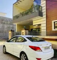 Hyundai Verna 1.6 CRDI SX 2012