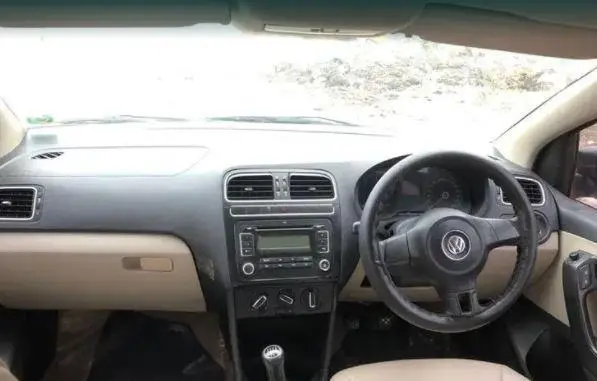 Volkswagen Polo HIGHLINE1.2L DIESEL 2011
