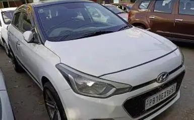Hyundai Elite i20 SPORTZ Opt 1.4 2014