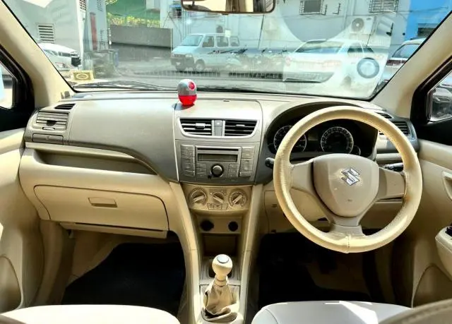 Maruti Suzuki Ertiga VXi CNG 2014