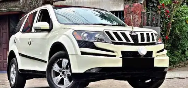 Mahindra XUV500 W8 2013