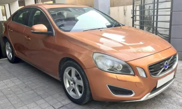 Volvo S60 Summum D5 2011