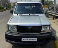 Toyota Qualis FS B4 2005