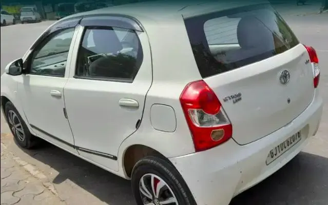 Toyota Etios Liva GD 2016